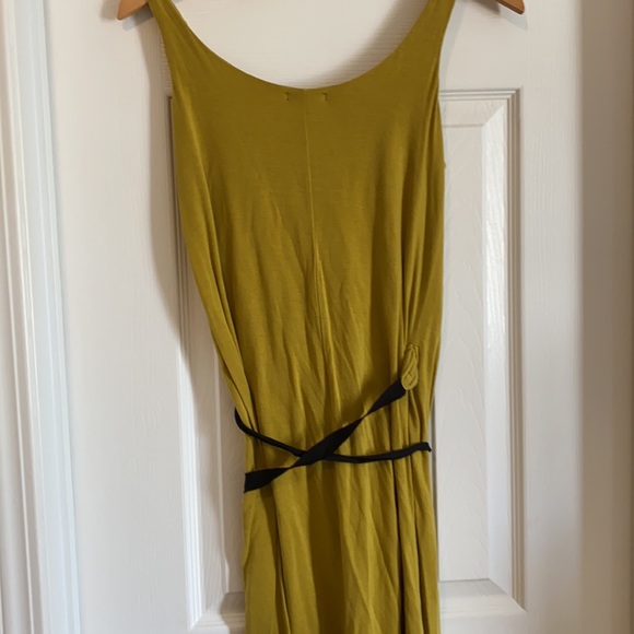 Mustard dress - Picture 4 of 4